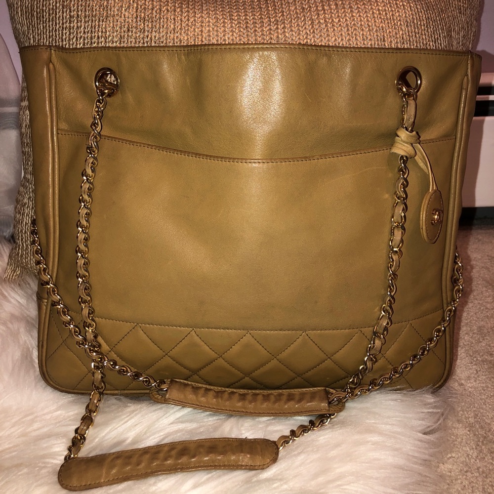 Vintage Chanel Beige Shoulder Bag